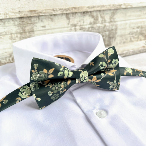 Forest Green Woven Floral Bow Tie Set Handmade Botanical Accessory for Boho Wedding Groom