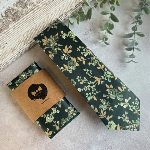 Forest Green Floral Tie, Sage Green Wedding Tie, Groomsmen Tie, Botanical Necktie, Boho Wedding Tie, Mens Floral Tie