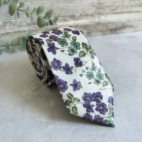 Purple and Sage Green Floral Tie on İvory Background, Ivory Botanical Necktie for Wedding, Groom, Groomsmen, Spring Garden Tie