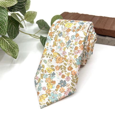 Pastel Floral Tie Set, Mens Wedding Necktie and Pocket Square, Multicolor Boho Groomsmen Tie, Spring Floral Necktie