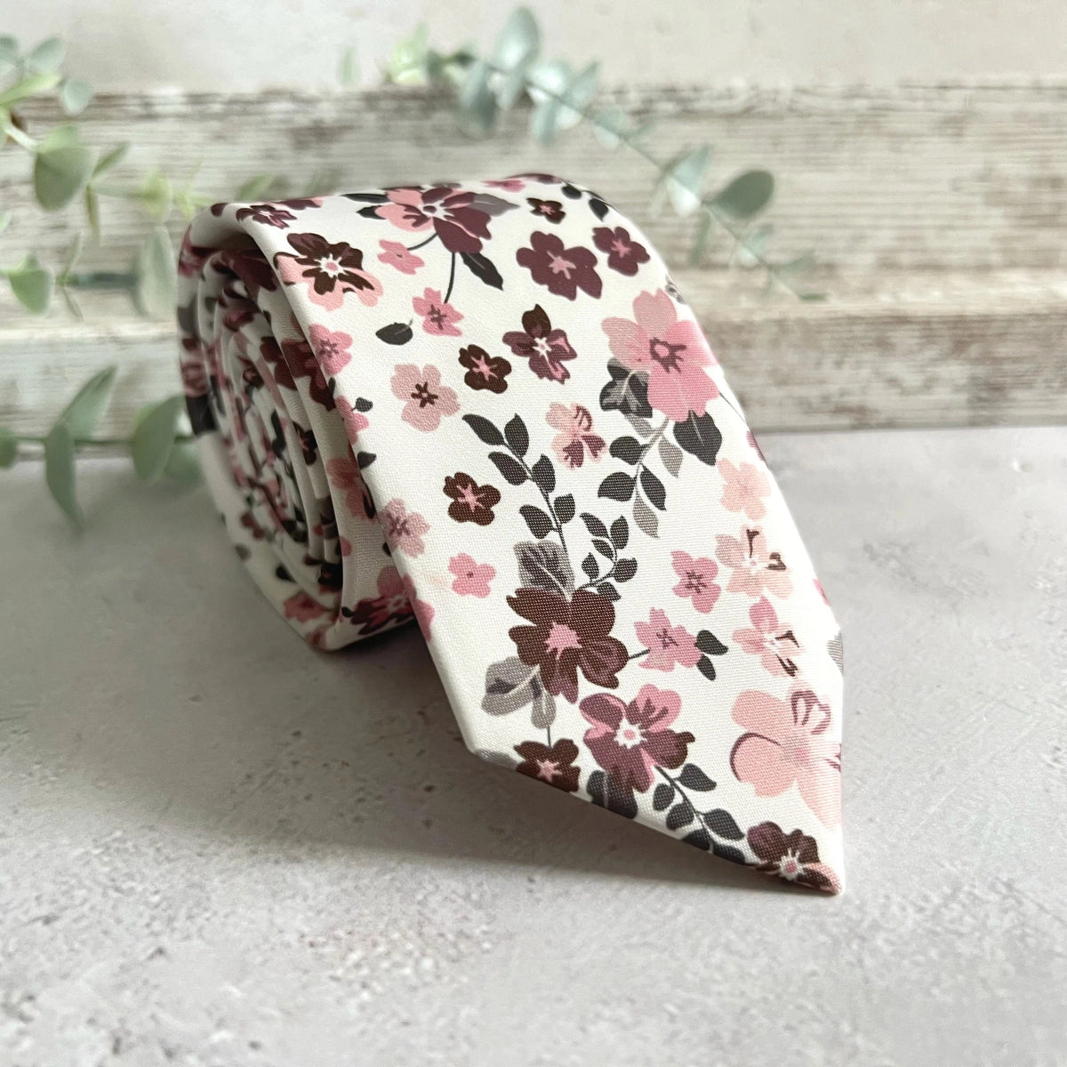 Dusty Rose Floral Tie Set, Blush Pink Boho Groom NeckTie