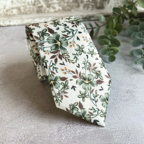 Floral Sage Green Necktie on İvory Background, Wedding Necktie Set