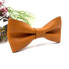 Crazy Leather Tan Bow Tie / Tan Leather Bow Tie / Leather Bow Tie / Groom Bow Tie / Genuine Leather Bow Tie / Wedding Bow Tie /