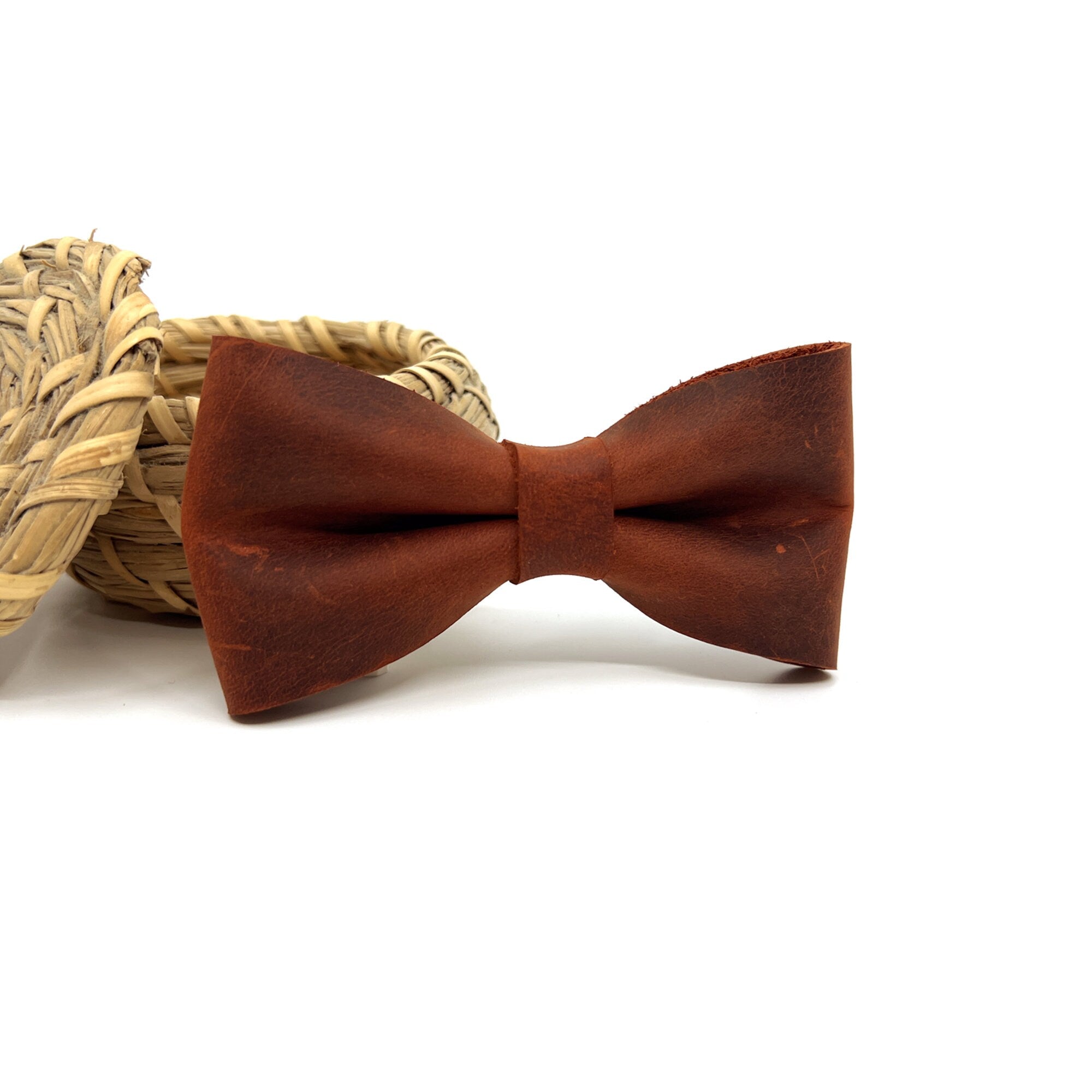 Crazy Leather Bow Tie / Tobacco Leather Bow Tie / Leather Bow Tie / Groom Bow Tie / Genuine Leather Bow Tie / Wedding Bow Tie /