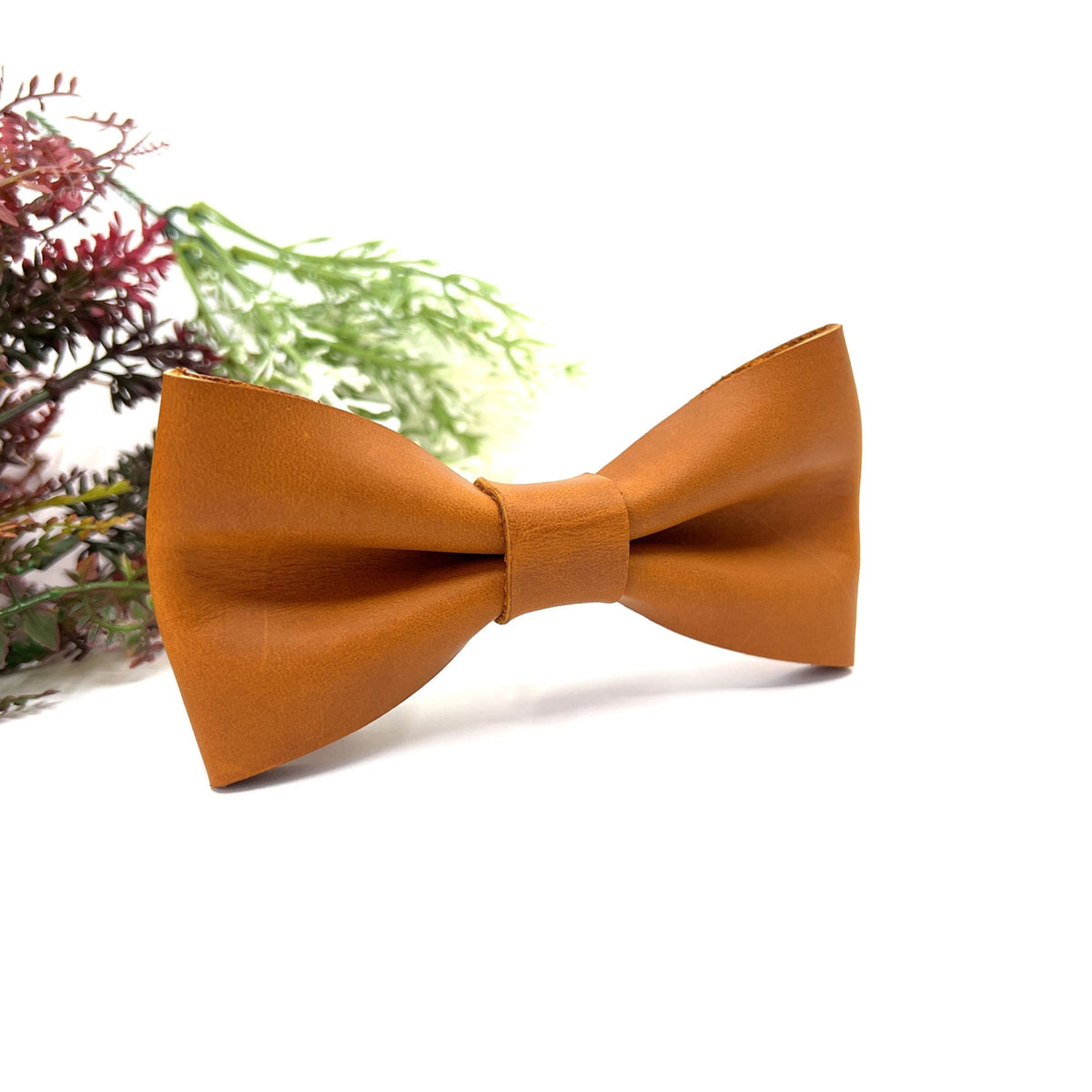 Crazy Leather Tan Bow Tie / Tan Leather Bow Tie / Leather Bow Tie / Groom Bow Tie / Genuine Leather Bow Tie / Wedding Bow Tie /