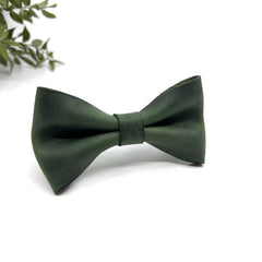 Crazy Green Leather Bow Tie / Green Leather Bow Tie / Leather Bow Tie / Groom Bow Tie / Genuine Leather Bow Tie / Wedding Bow Tie /